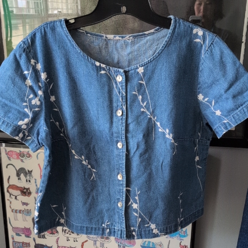 VTG Cropped Denim Floral Shirt